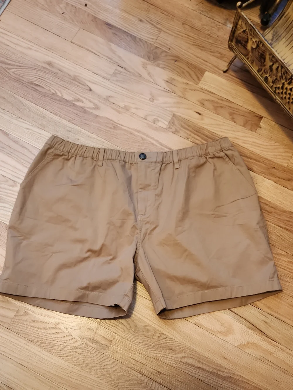 chubbies Men's Khaki Flat Front XXXL Shorts 5.5 Inseam BIG AND TALL